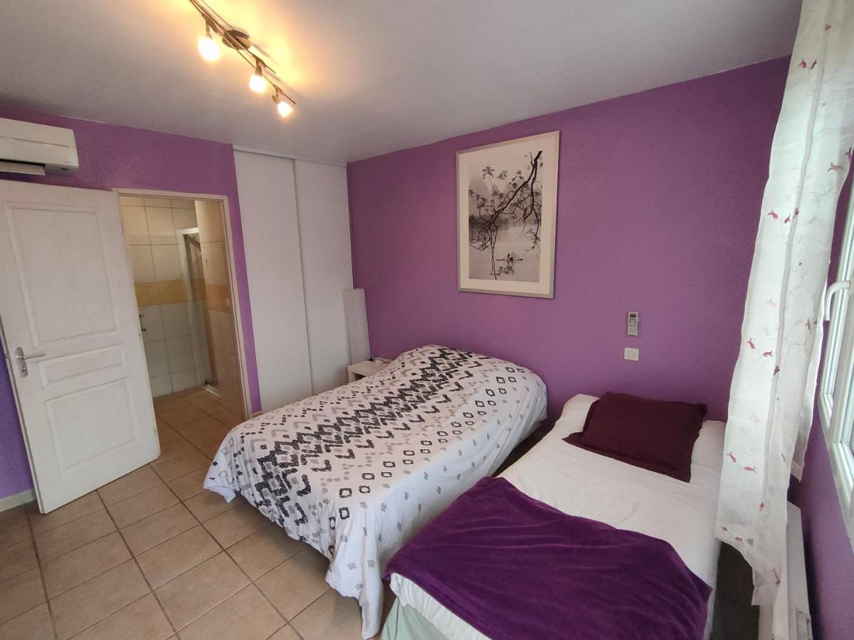 Logis Hotel Le Clos Saint Loup Bram Esterno foto
